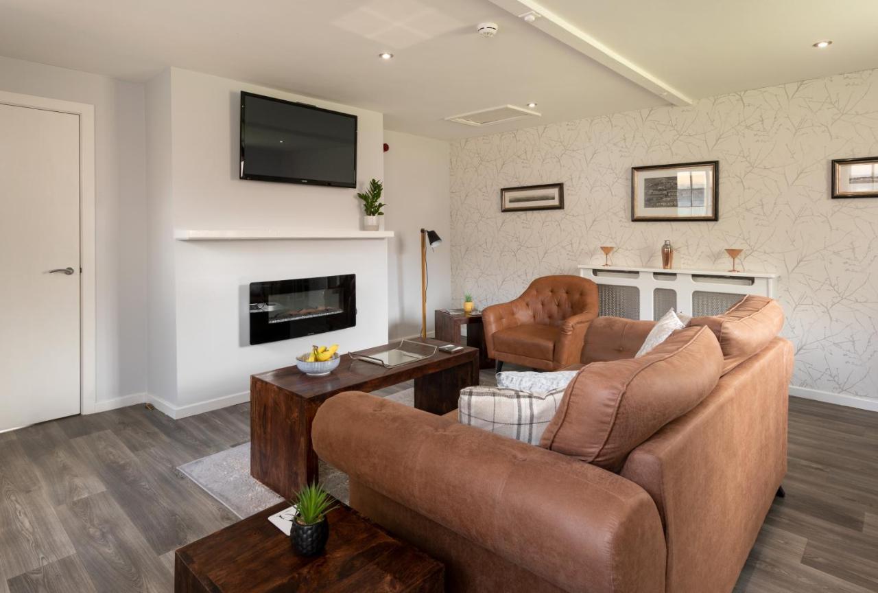 The Stable Suite At York Racecourse Buitenkant foto